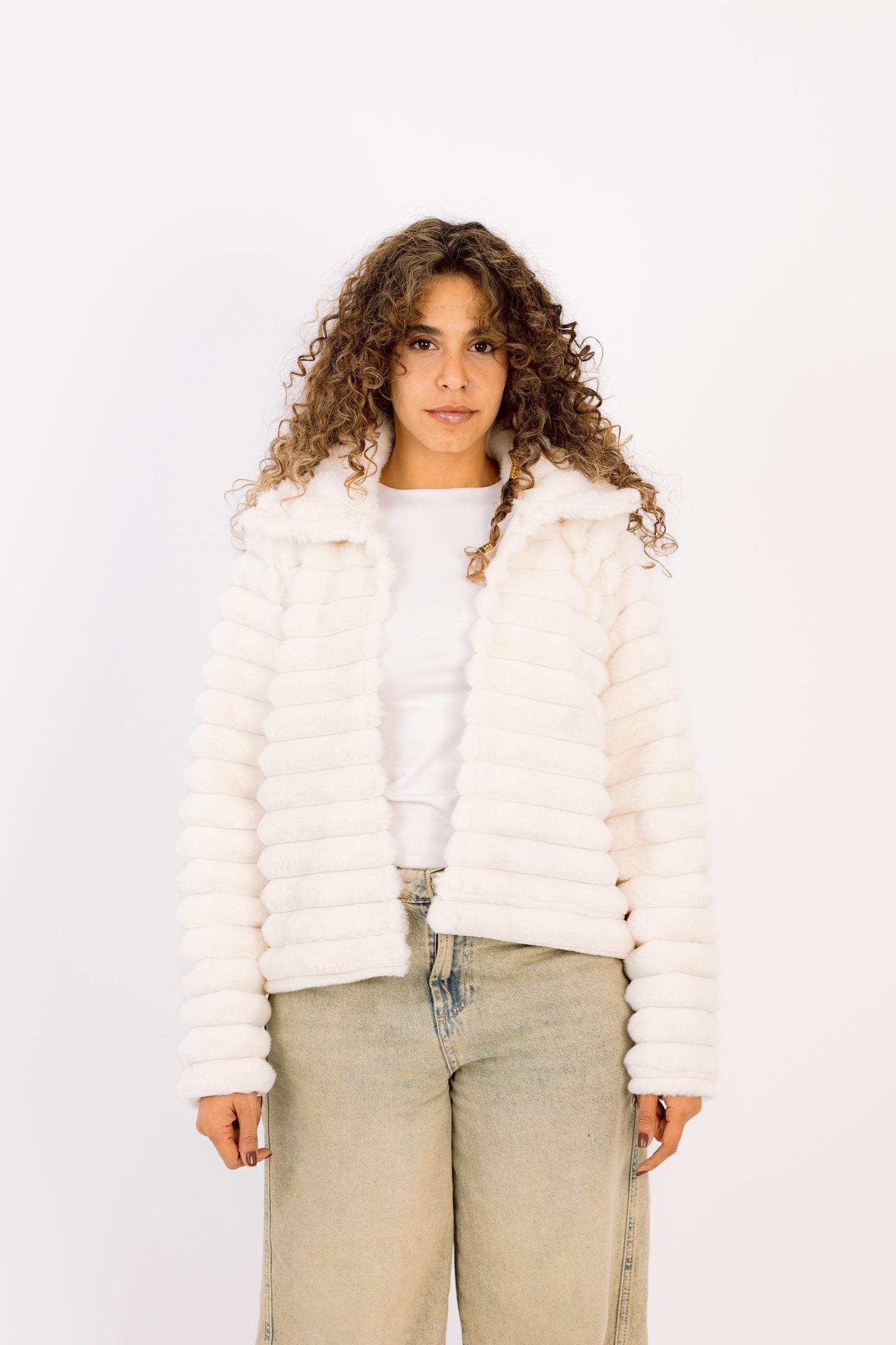 Luna – Beige Fur Jacket