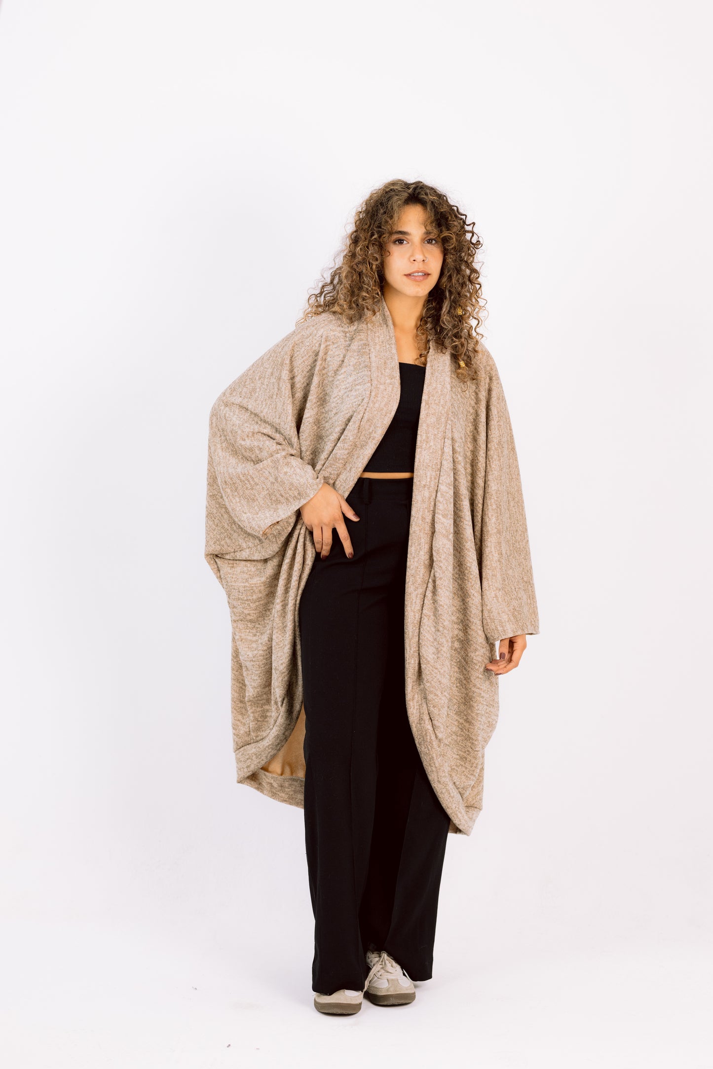 Noa – Beige U-Shaped Cardigan