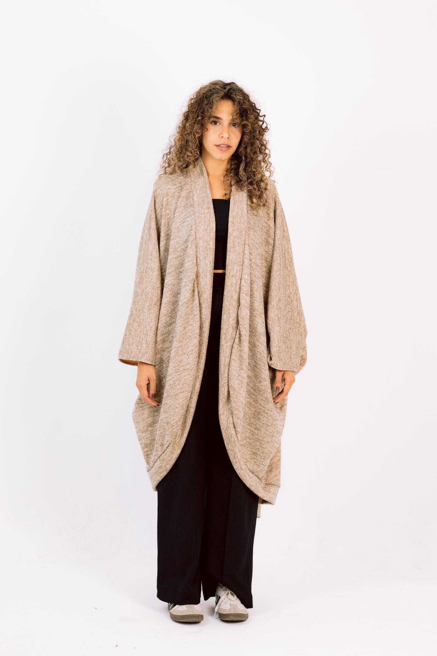 Noa – Beige U-Shaped Cardigan